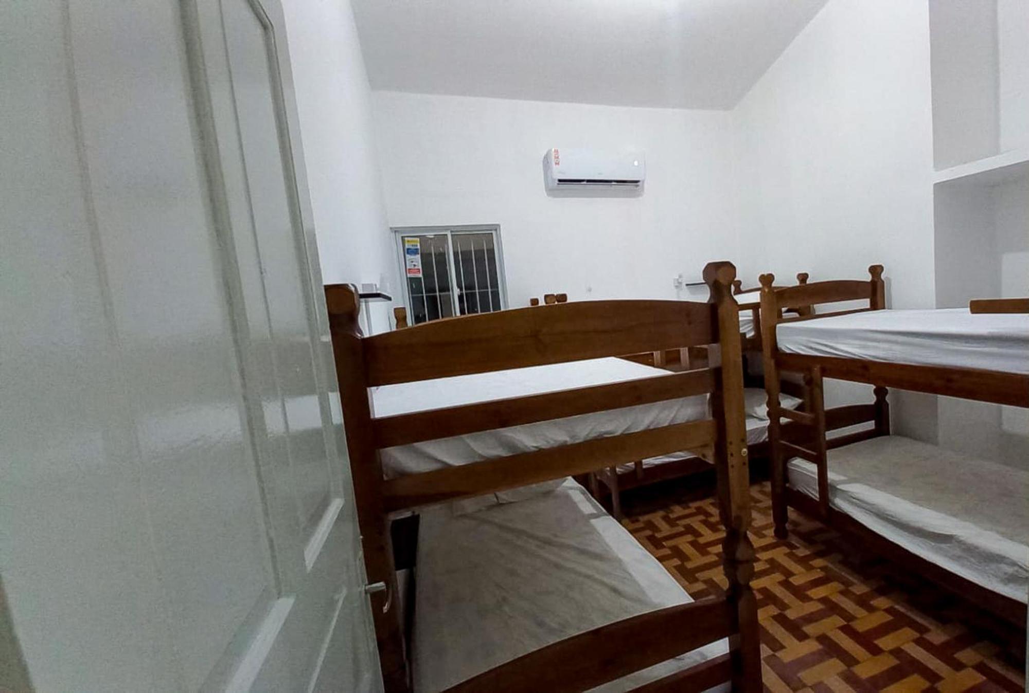 Yolo Hostel Жуан-Песоа Экстерьер фото