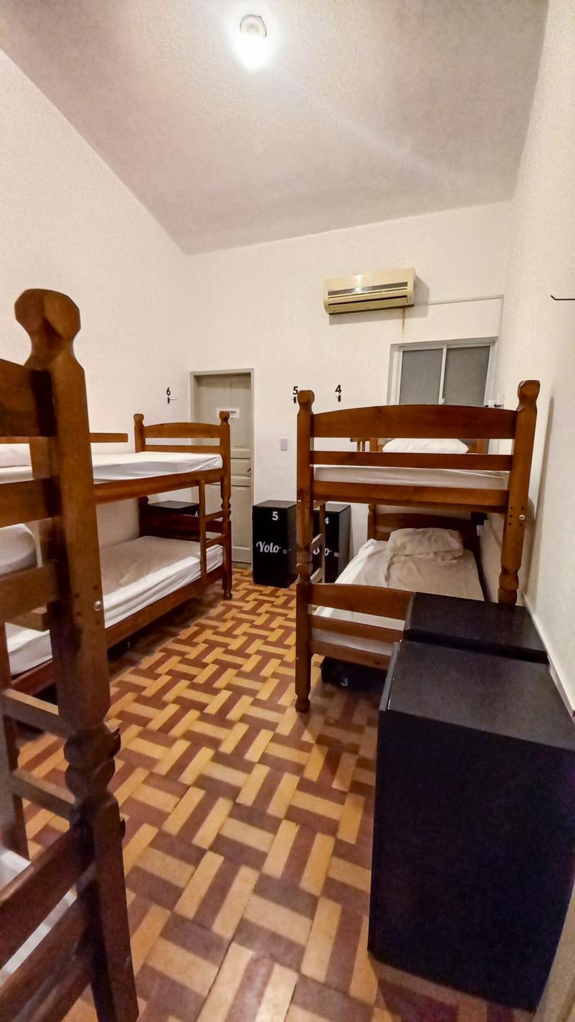 Yolo Hostel Жуан-Песоа Экстерьер фото